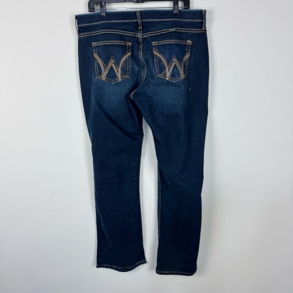 Wrangler Straight Leg Denim Western Rodeo Jeans - Picture 2 of 5